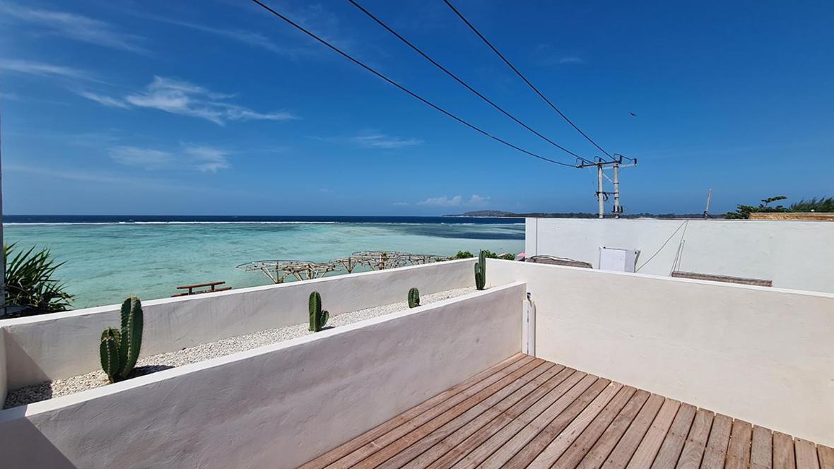 Shore Thing Gili Air Beachfront Apartment Extérieur photo
